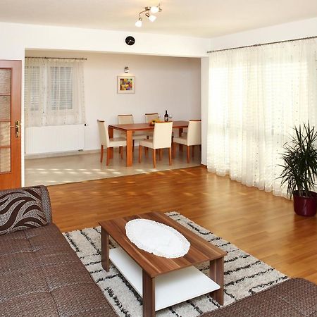 Apartment Matea Trogir Buitenkant foto